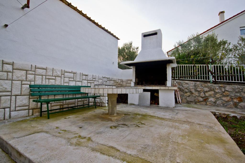 Apartment Bila Šibenik Buitenkant foto