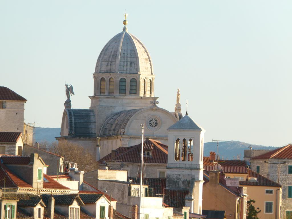 Apartment Bila Šibenik Buitenkant foto